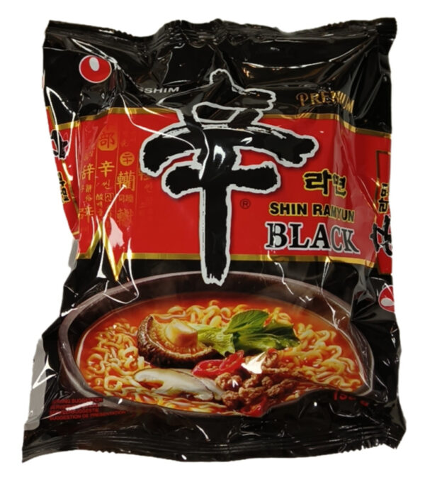 Nongshim black shin ramyun 农心黑色辛拉面 130g